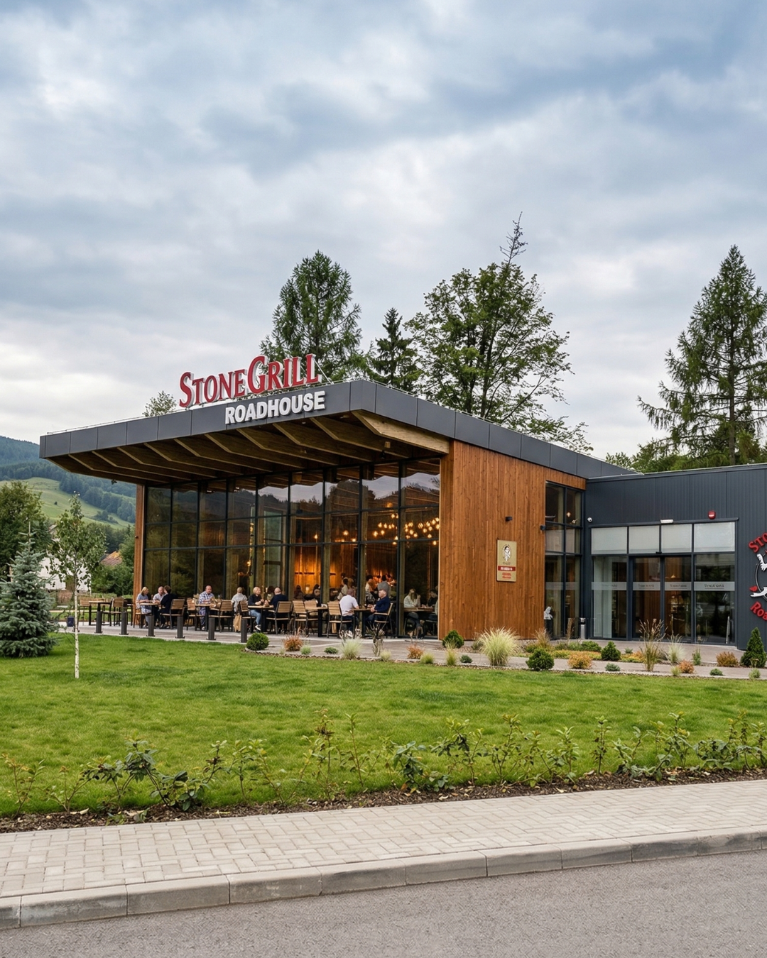 Interior StoneGrill — plafon cu lemn și plante